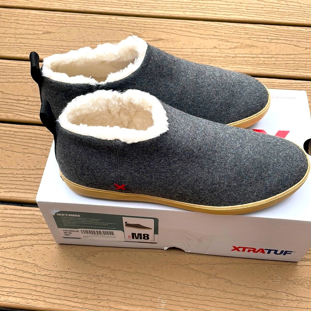 Xtratuf Gray Men's Slip On Homer Sneaker Size 8M